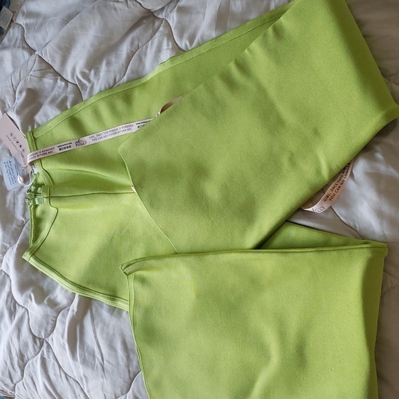 Oh polly batch a lime small regular high waisted flare pants NWT - Picture 2 of 14